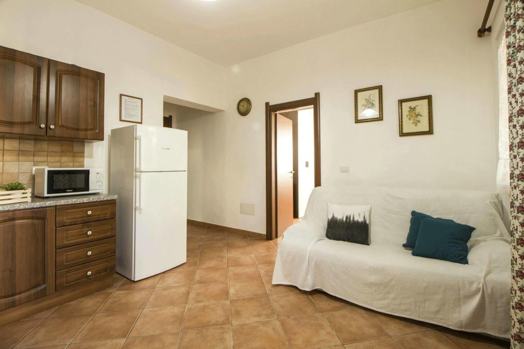 Casa Vacanze Cau - Viale Europa Альгеро Экстерьер фото